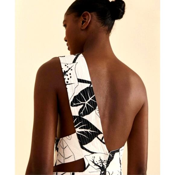 Farm Rio Graphic Leaves One Shoulder Linen-Blend Jumpsuit  Size M Cutout Waist - Picture 3 of 12